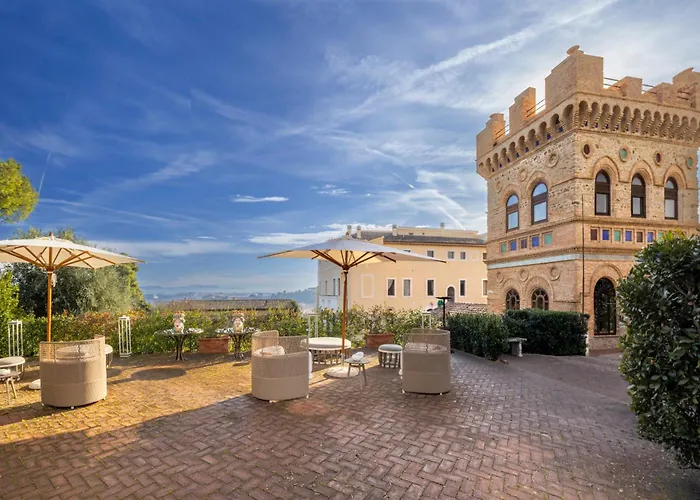 La Torre Della Luna Private Pool & Vatican View